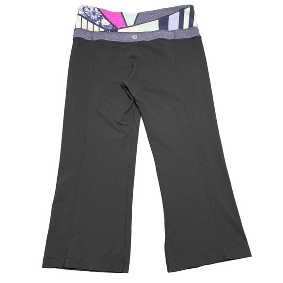 Lululemon Athletica Groove Reversable Crop Pants Inkblot Pink Stripe - FLAW - Picture 4 of 6